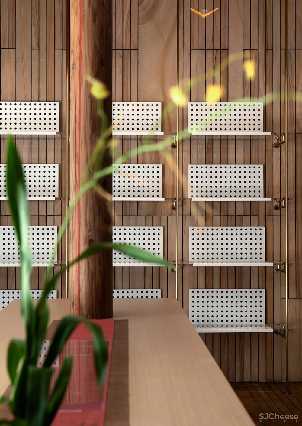 【新作】物上设计 AMBILIGHT WHITE 流白