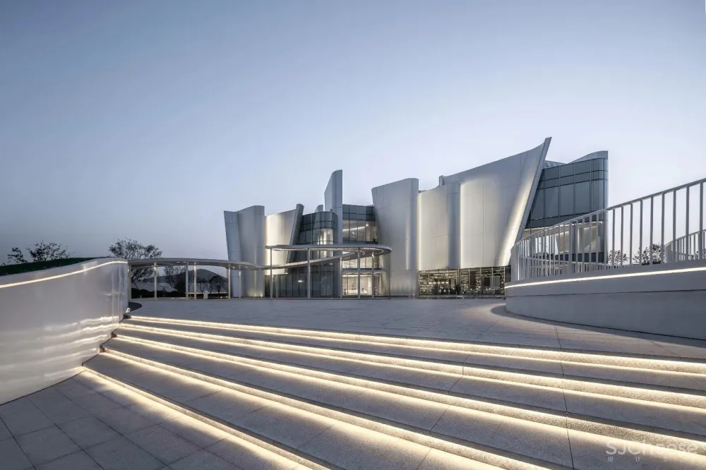 向美而生 徐州美的·天誉