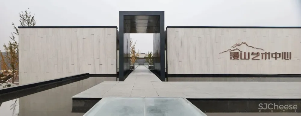 融创华北│郑州漫山艺术中心 ─ 空间有光，光中有画
