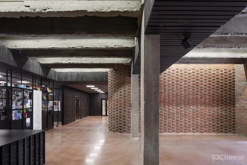 新作 Kalevan Navetta文化艺术中心 Hirvilammi Architects