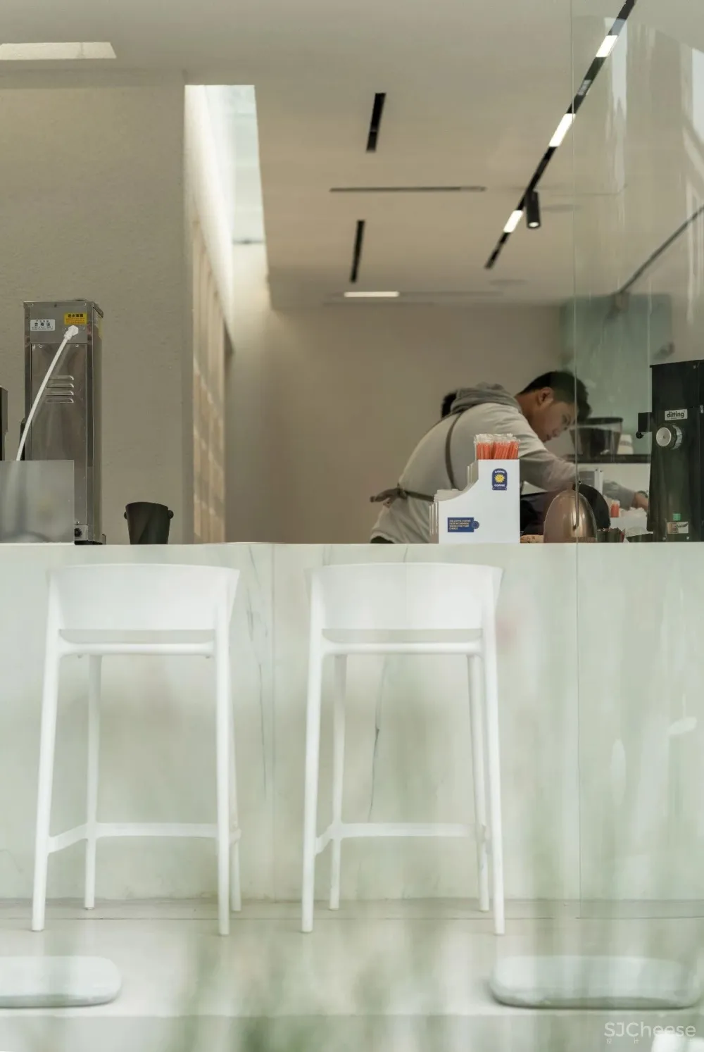 Pick - Comma：成都咖啡宇宙里的一组惊叹号