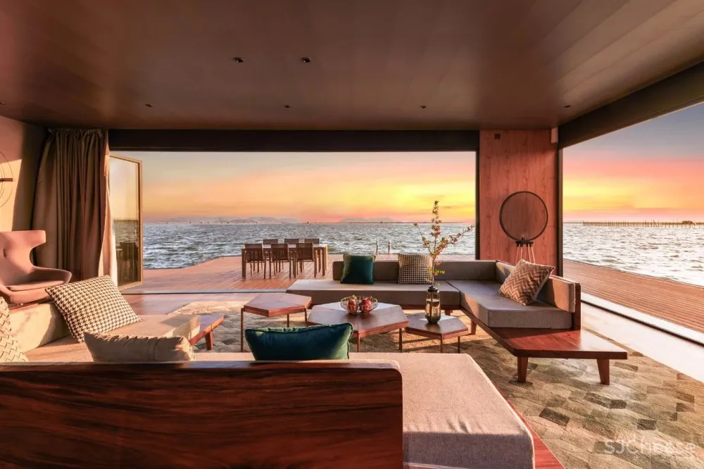 福建小哥租下一片海,造600㎡漂浮大平层:我随时可以与世隔绝