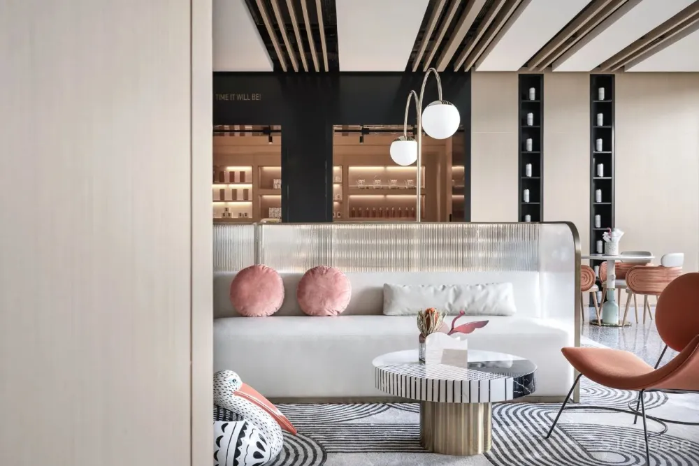 LESTYLE 乐尚设计丨中山万科四季花城售楼处