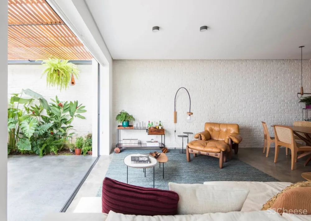 两位金融精英与他们的三个孩子,就要这一份舒缓与无压的生活空间