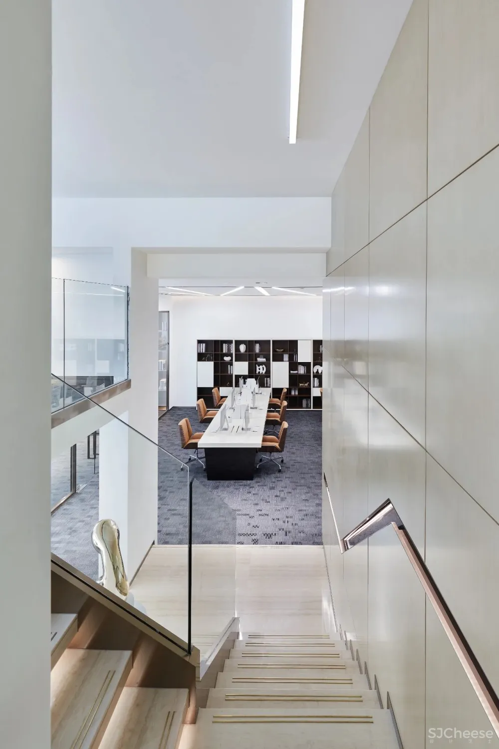 如墨设计|创意美学玩转空中Loft办公样板