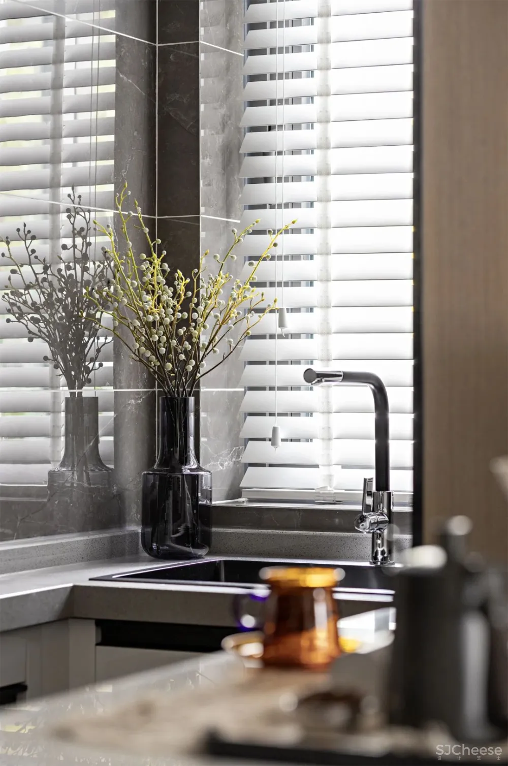 UMA伍玛 X 保利合集 观照内心,谛视生活!