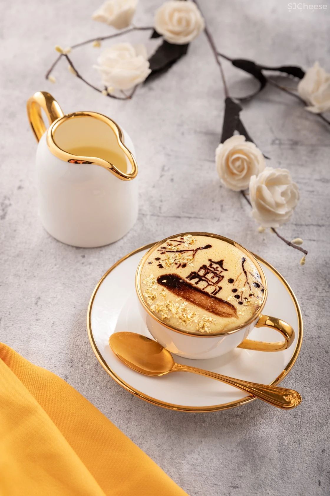 全球首家镀金酒店,究竟是壕气冲天还是俗不可耐?