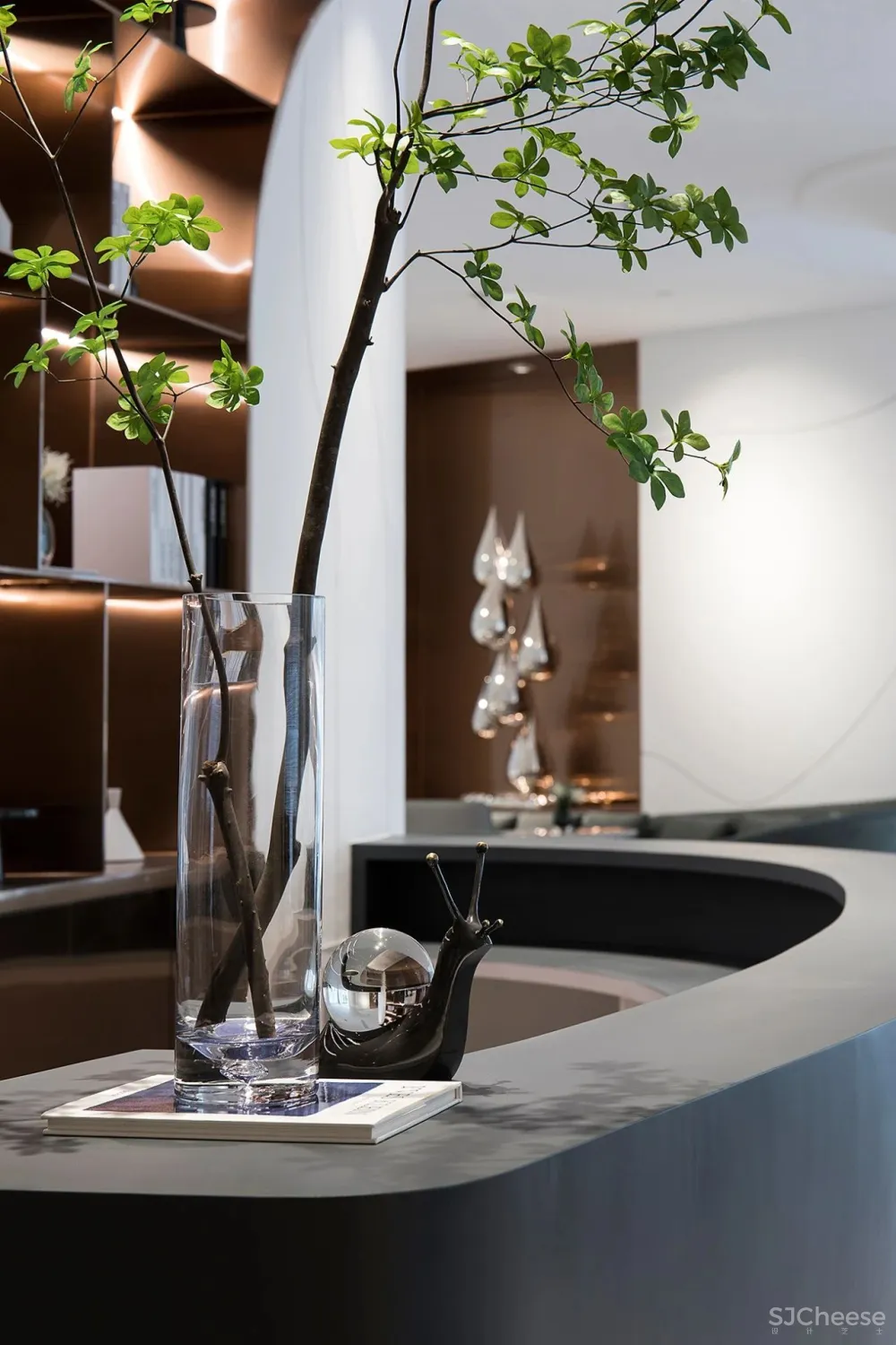 集清爽净透于一身，演绎优质生活范本！