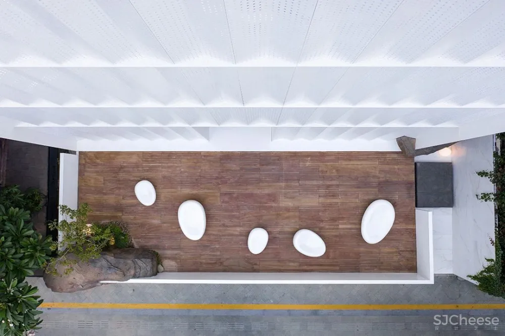 【新作】物上设计 AMBILIGHT WHITE 流白