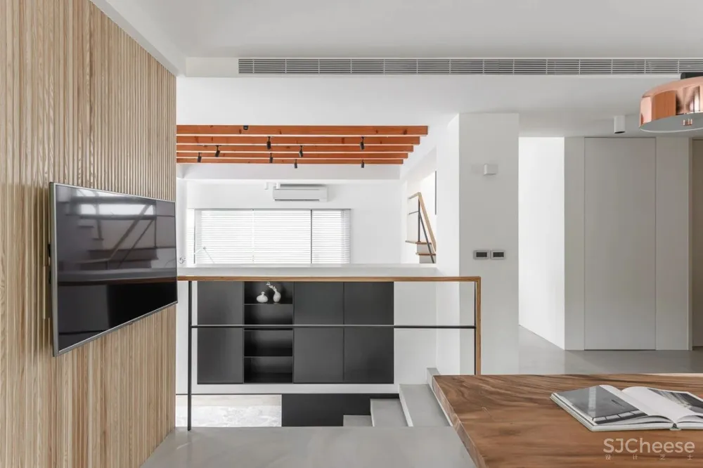 白色 原木色,一个简单又清爽的家!