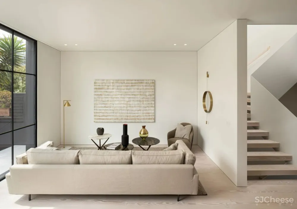 白色简约,最纯粹的设计!