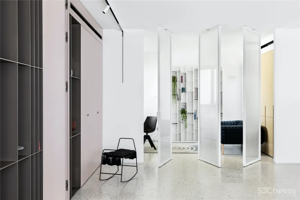 100㎡ 两房两卫，隔墙全拆客厅大2倍！