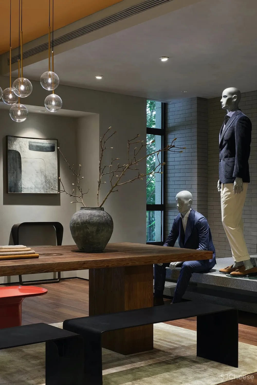 方磊 Smelix 仕觅男装高定,上海老建筑的沉浸式时尚秀场