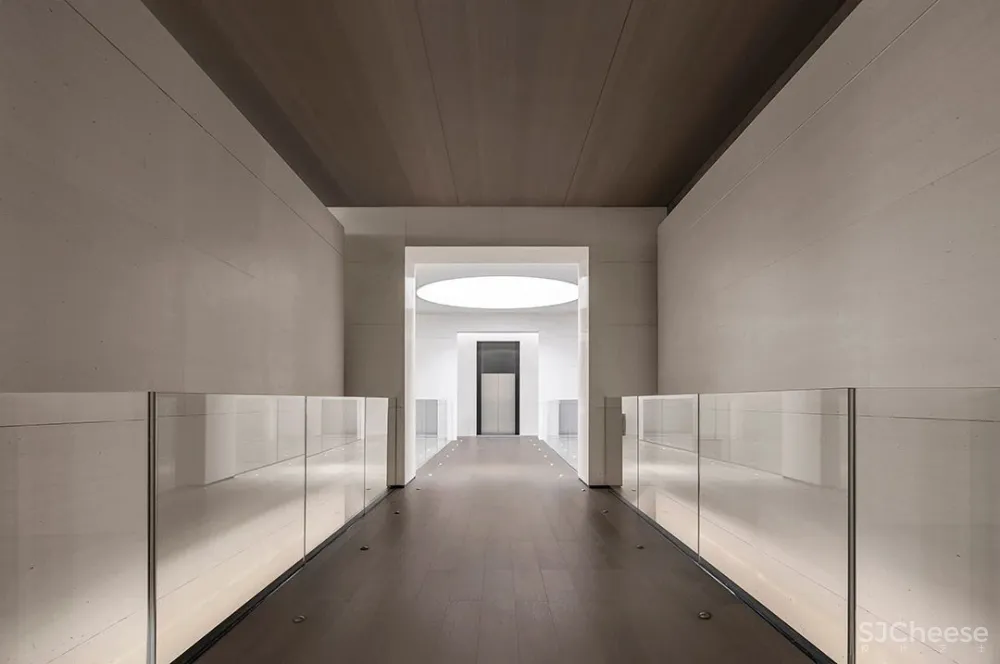 JLa x LSD 遇见光,才知道建筑有多美