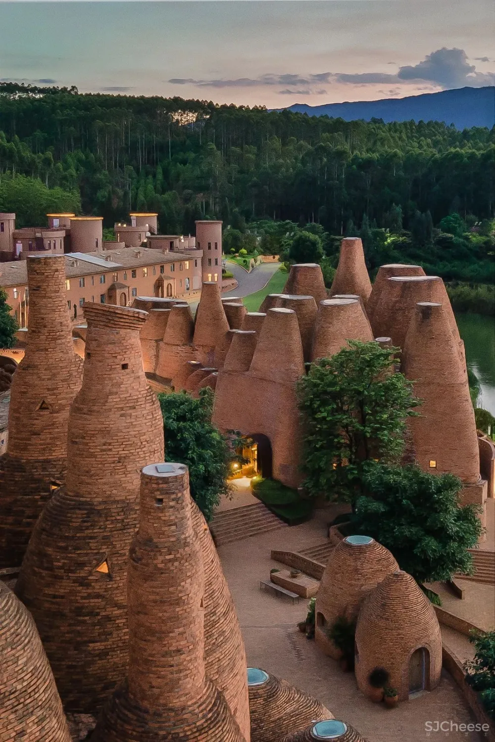 CCD 半朵雲遊天地間