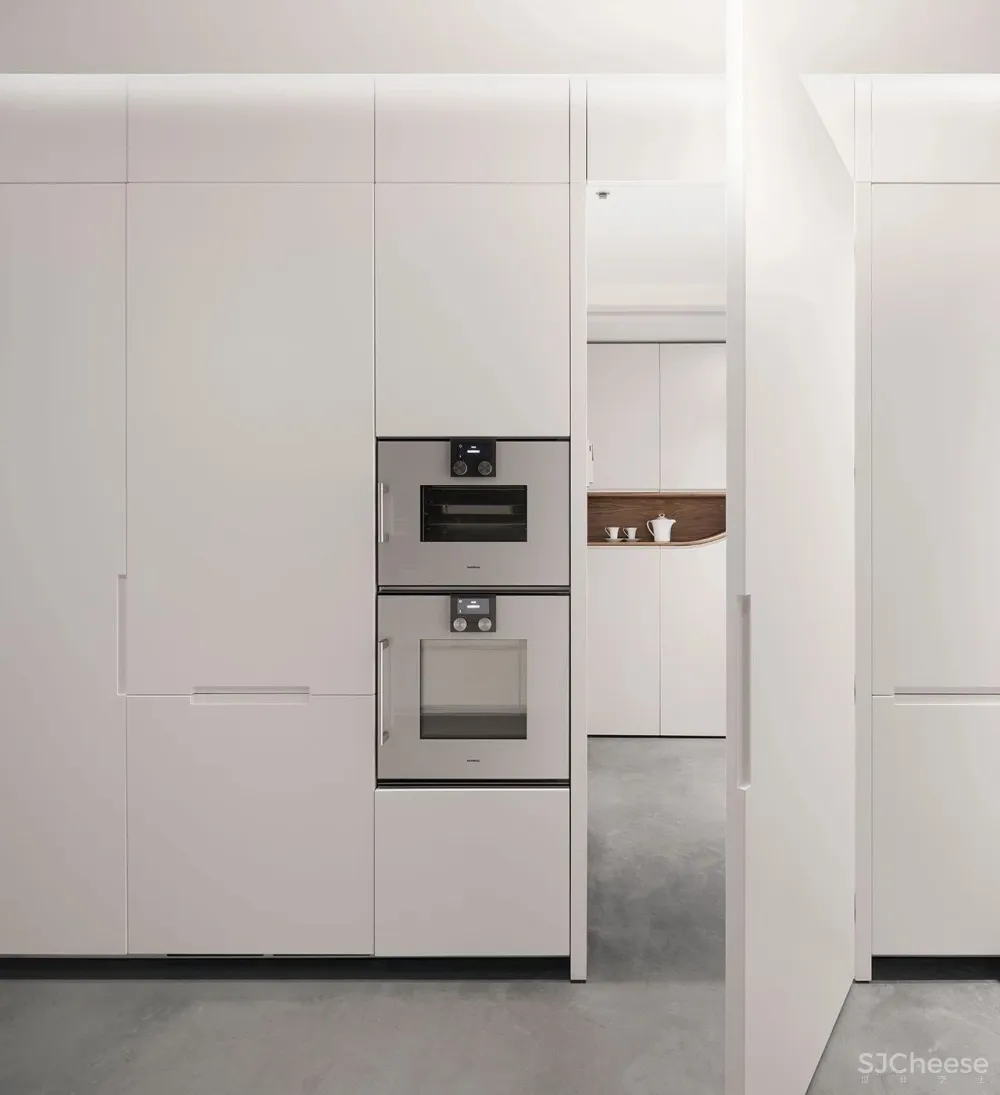 老房改造,简约设计+天窗,完美解决采光问题!