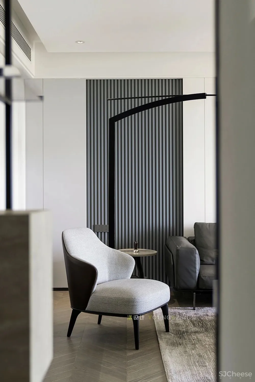 300㎡大平层极简风,你敢这样装修? 漾设计