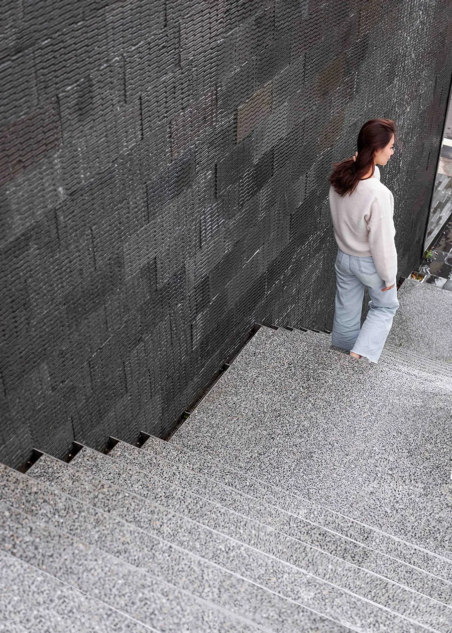 330㎡五层自建住宅，越极简，越高级！