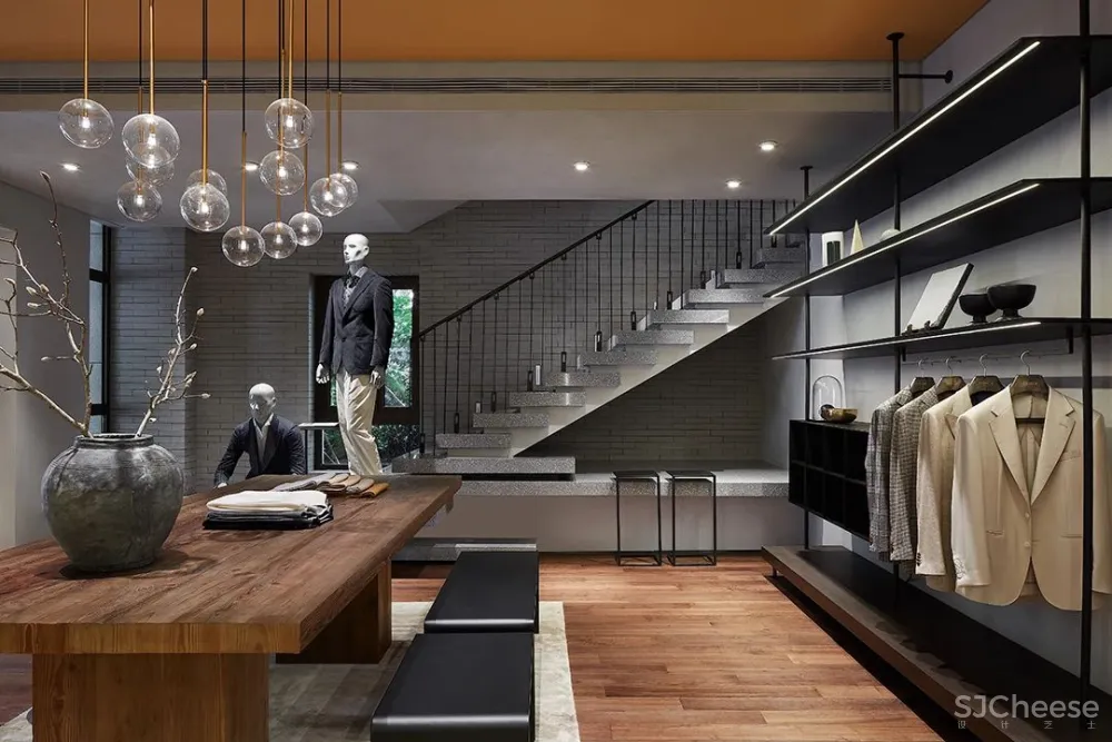 方磊 Smelix 仕觅男装高定,上海老建筑的沉浸式时尚秀场