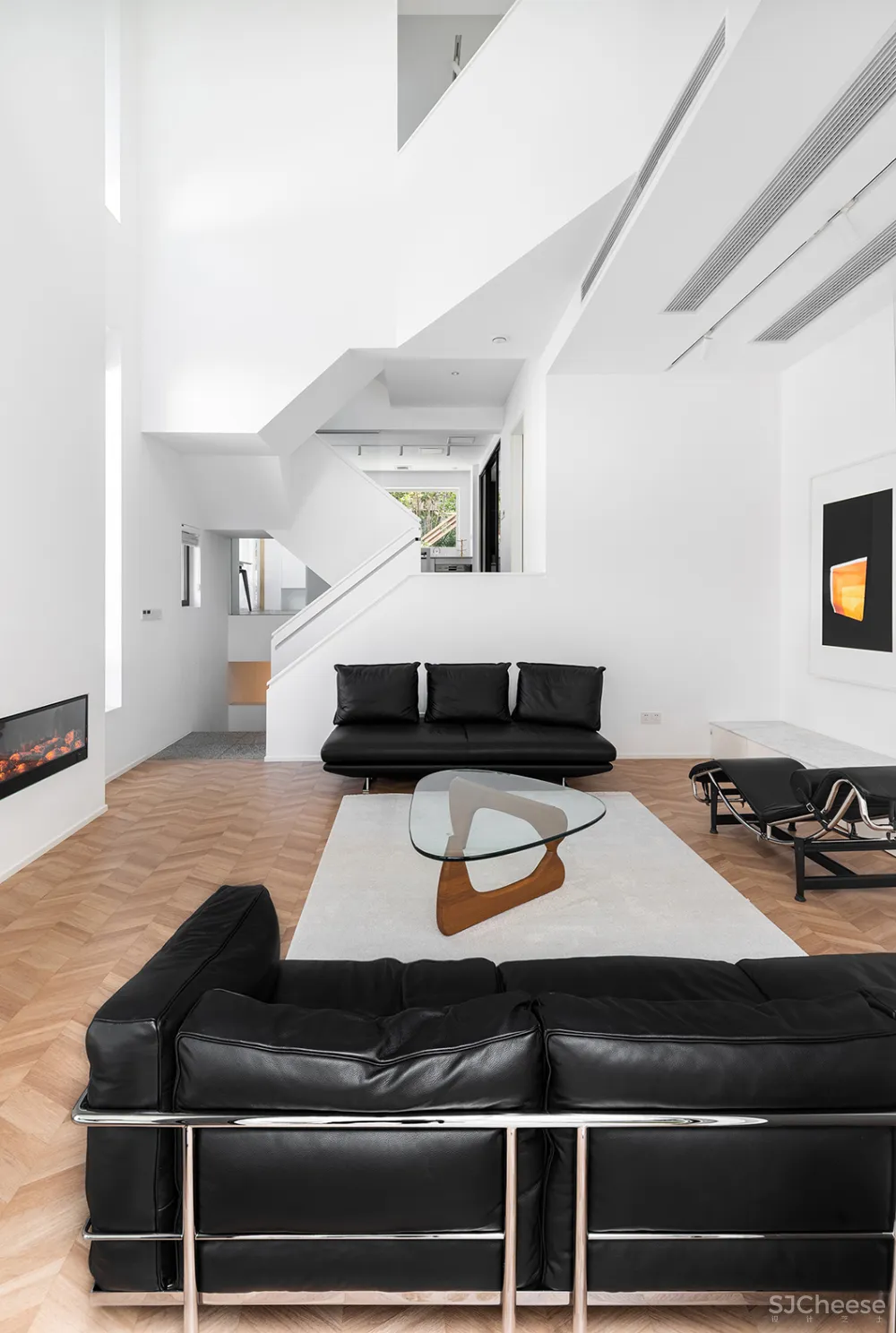 摄影师460㎡黑白极简大宅,越简单越高级!