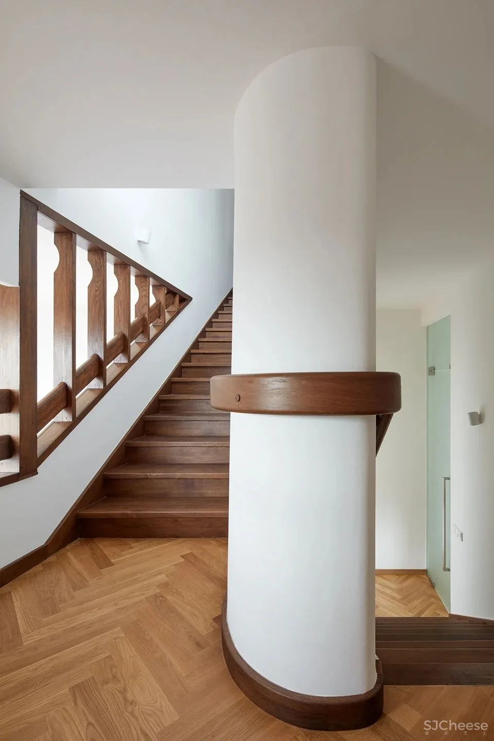 idhea 功能主义风格别墅的重生 “Indian Ship”别墅改造