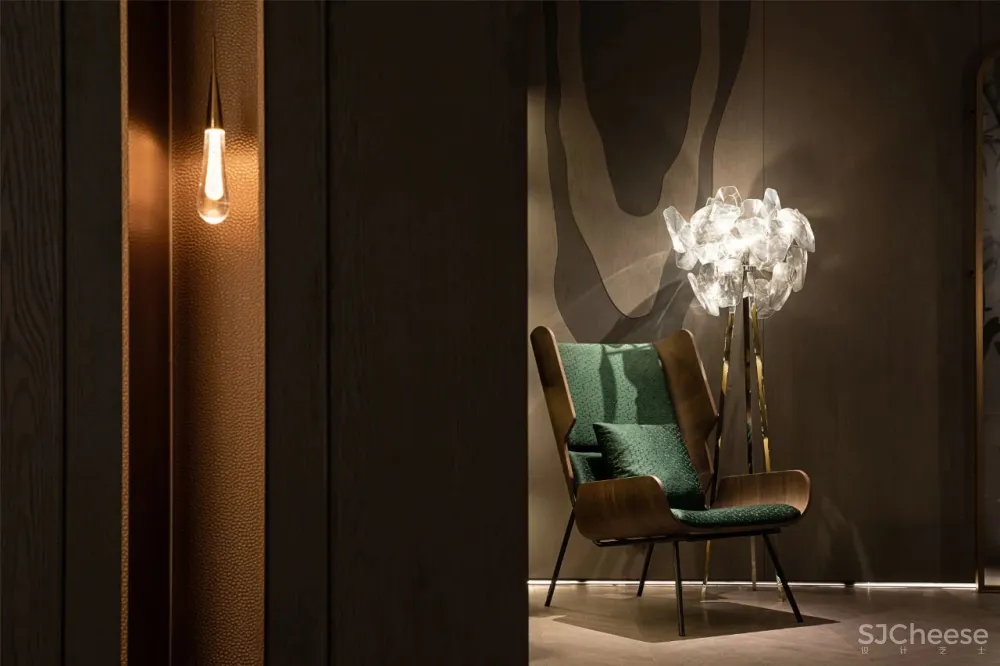 观沧海浩瀚，创诗境空间！