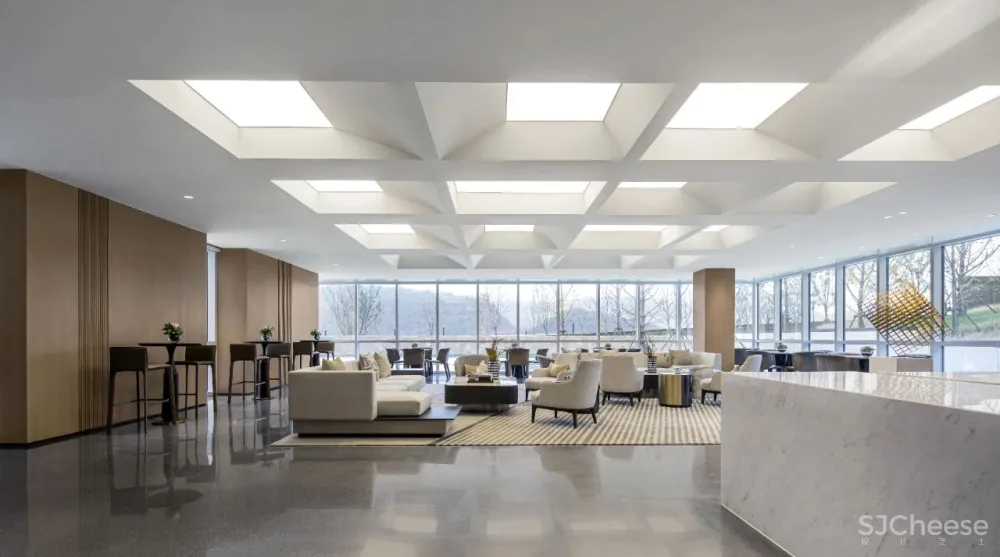 融创华北│郑州漫山艺术中心 ─ 空间有光，光中有画