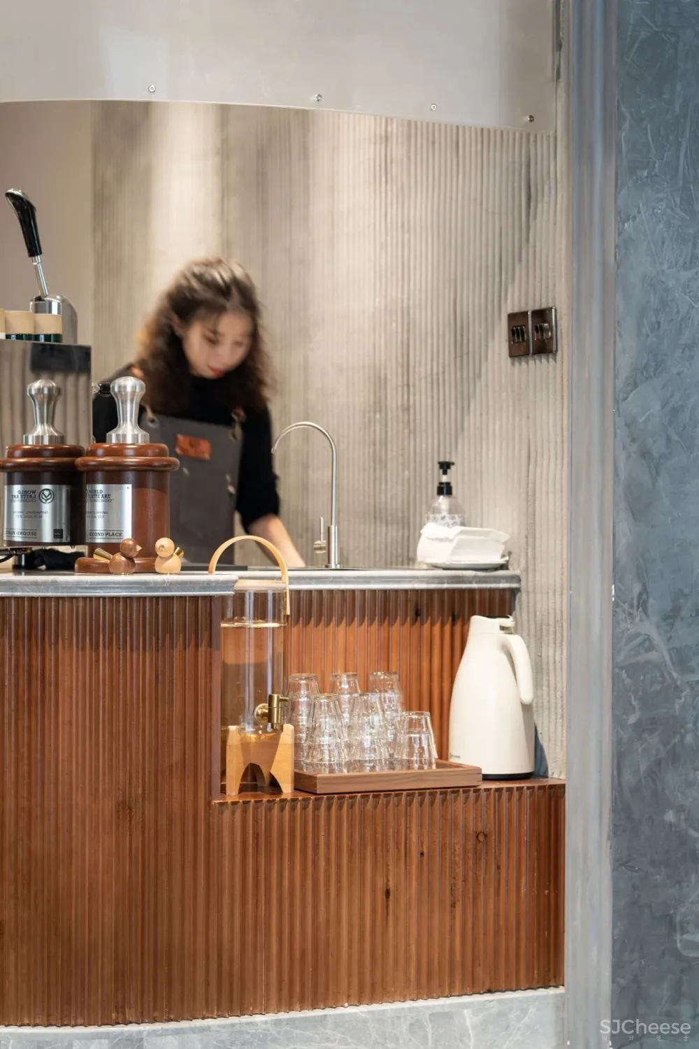 Pick - Comma：成都咖啡宇宙里的一组惊叹号