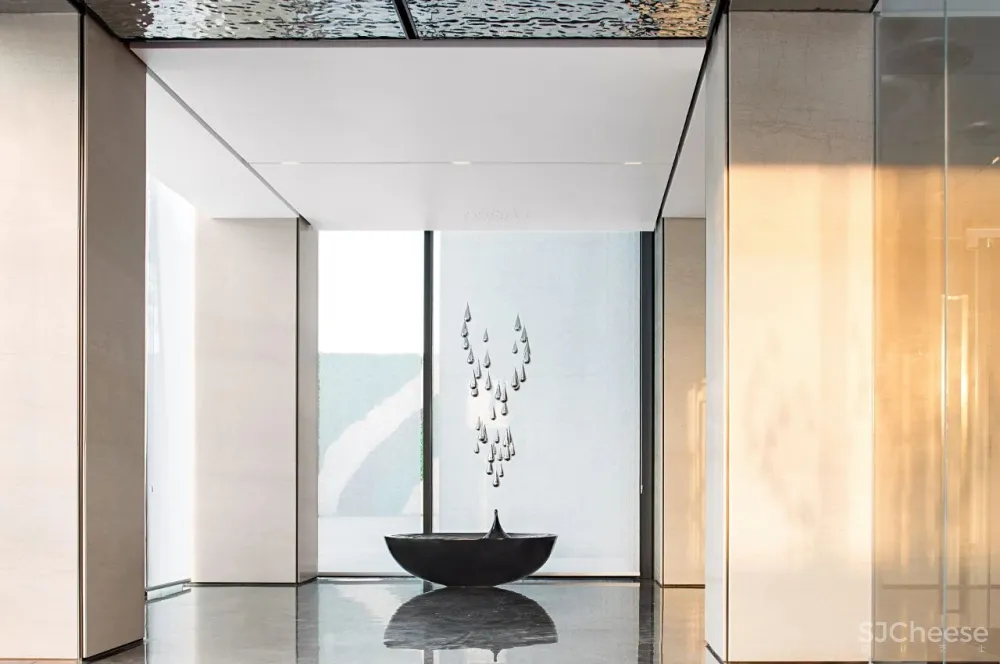 矩阵纵横：骨感清透，极致的极简美！