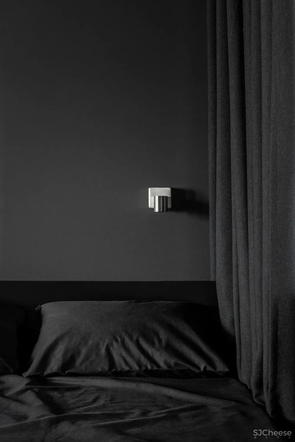 这个43㎡的黑色小户型,才是高贵冷艳的单身贵族豪宅!