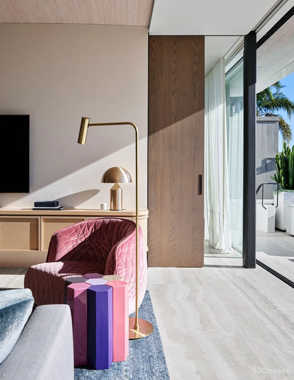 现代风精品住宅,家具这么选个性又耐看