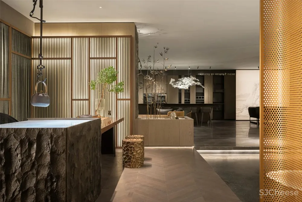 观沧海浩瀚，创诗境空间！