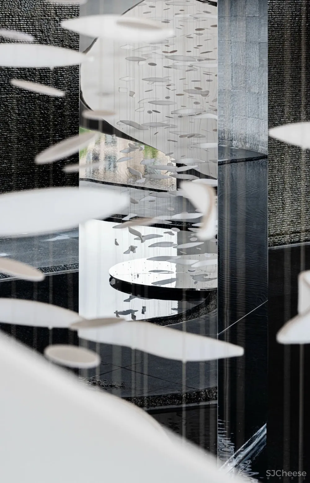 飞视新作 「 浩瀚空蒙 、轻盈通透」融创上海映红桥展示中心