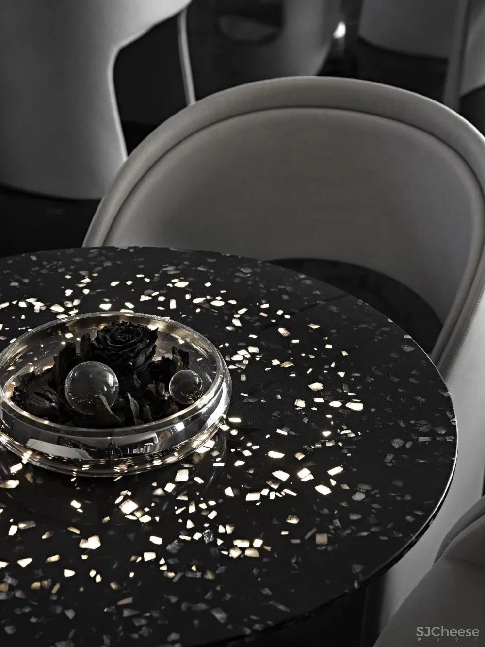 矩阵纵横新作丨一座沒有劇本的石頭城，蘇寧世茂璀璨雲著