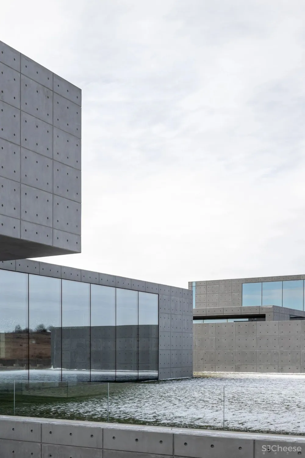 5000㎡极简奢宅,致敬安藤忠雄!