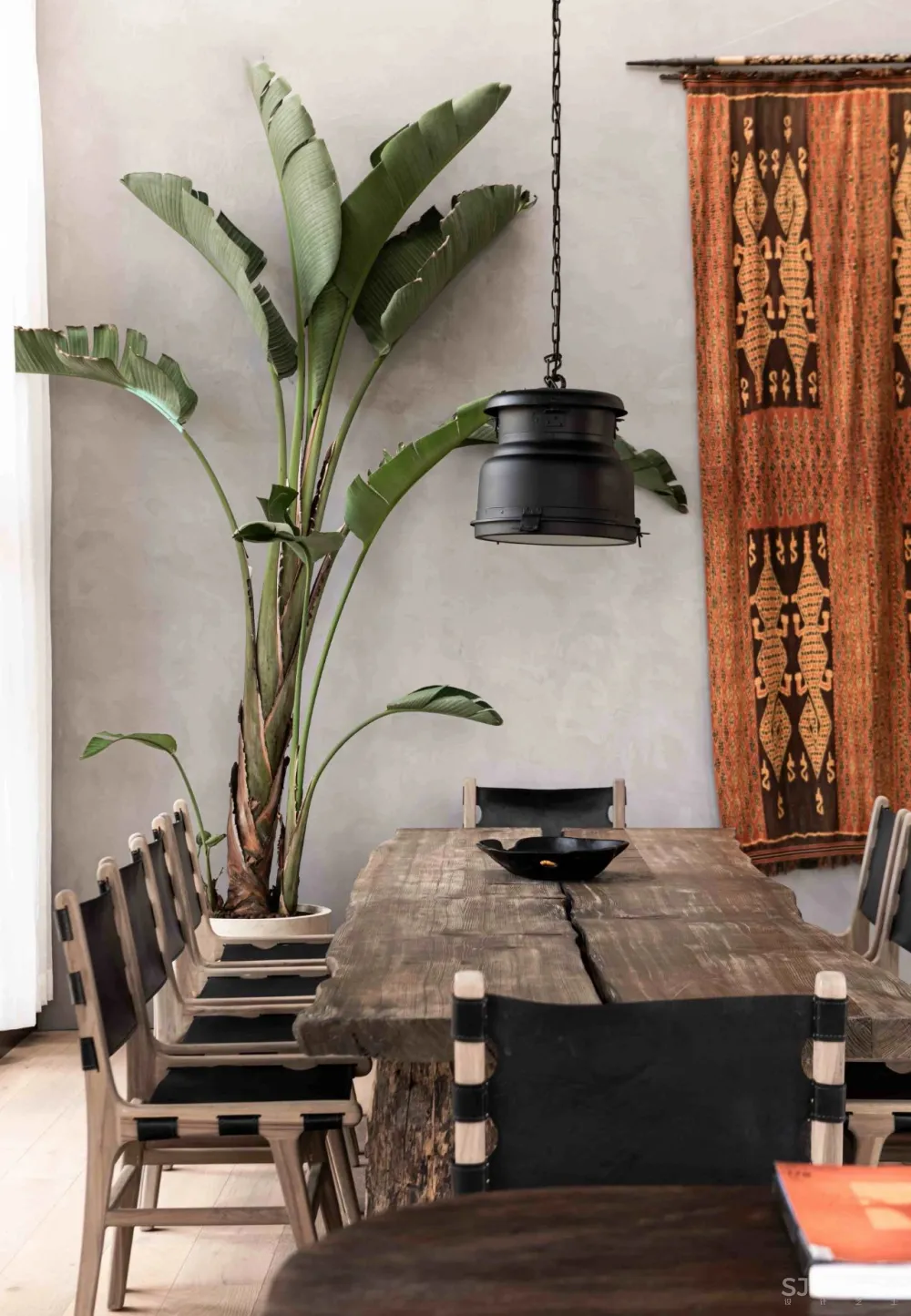 侘寂极简，融入自然的山顶咖啡馆丨慢珊瑚设计