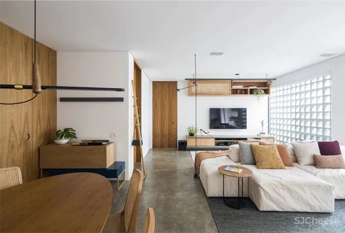 两位金融精英与他们的三个孩子,就要这一份舒缓与无压的生活空间