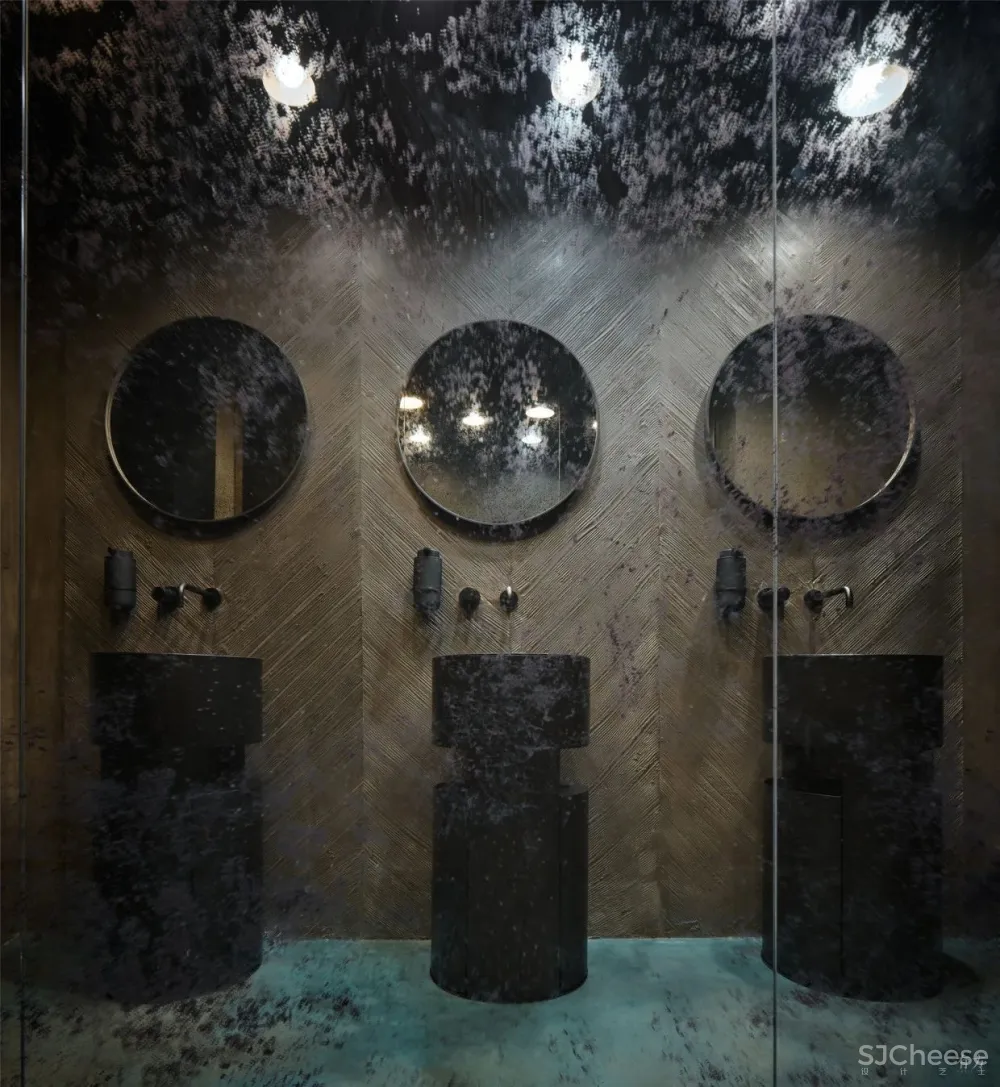 新作 布拉格Gran Fierro餐厅：将木炭融入粗野风格 Formafatal