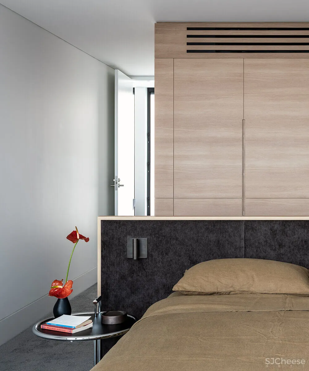 不落俗套的海景别墅,混凝土勾勒雕塑外观,太牛了!