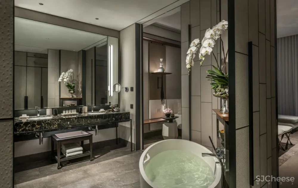 奢侈度假酒店缔造者Jean Michel Gathy 曼谷湄南河「四季酒店」