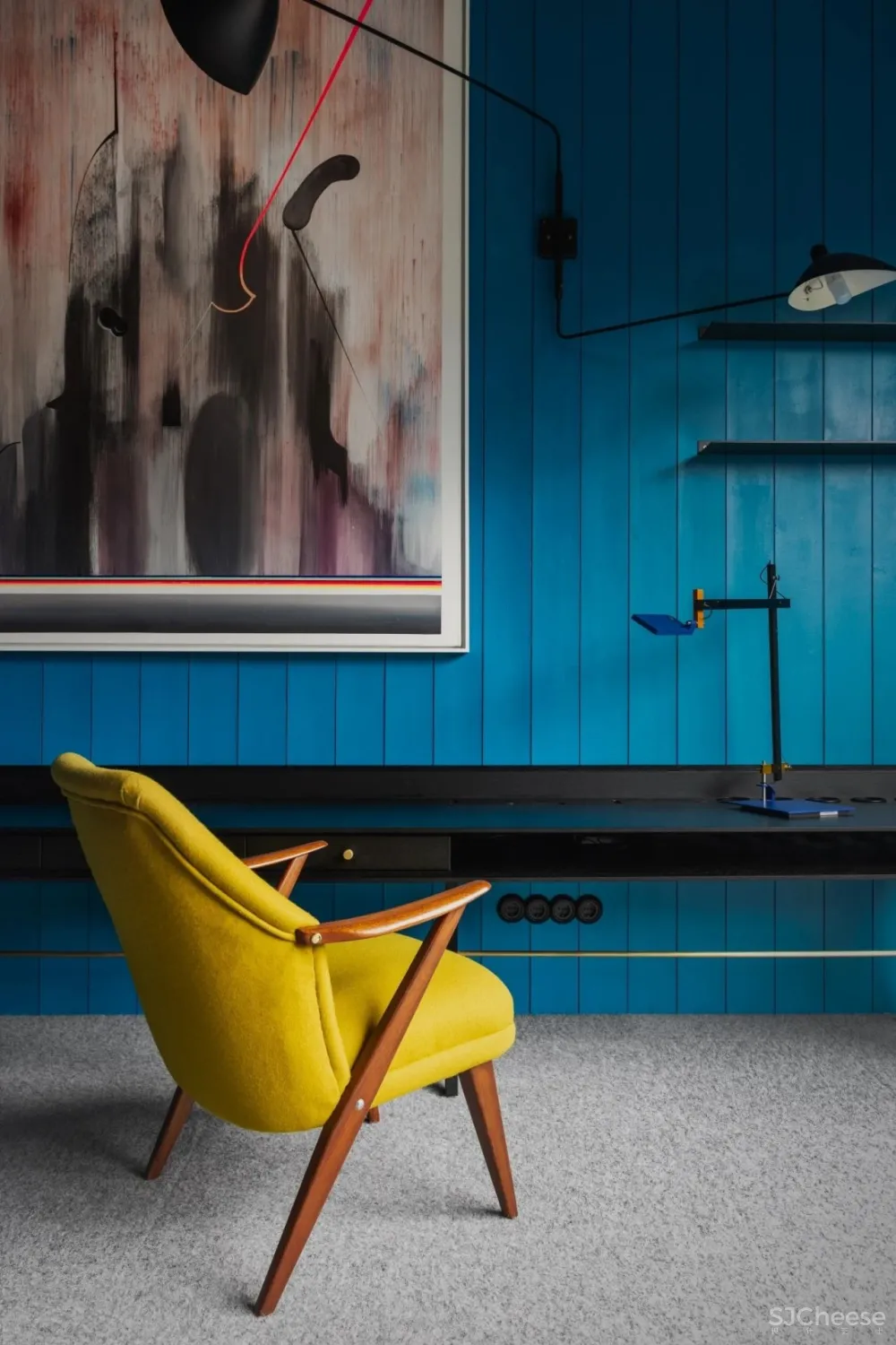 189m²黑色系别墅,藏于林间的避世居所