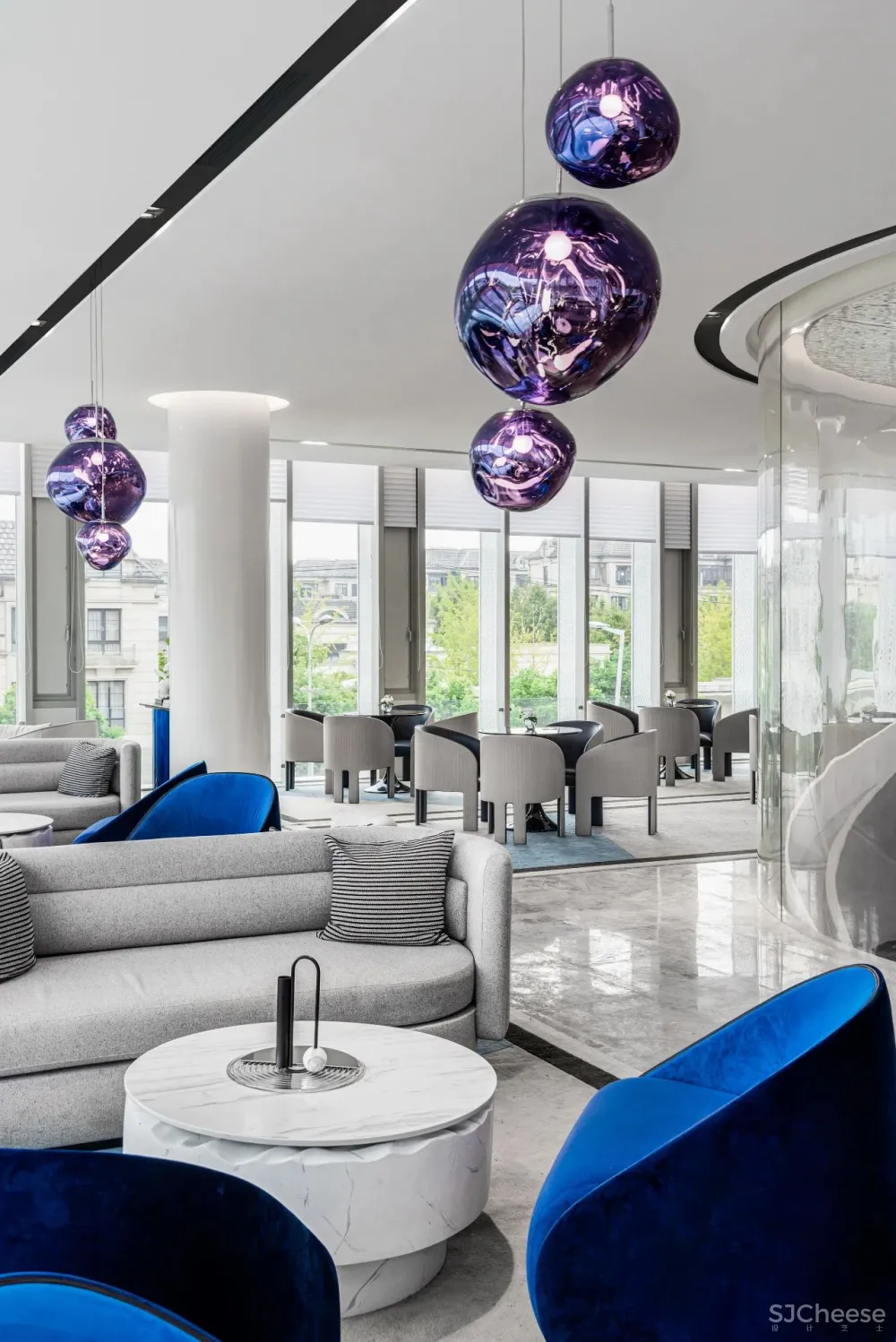 飞视新作 「 浩瀚空蒙 、轻盈通透」融创上海映红桥展示中心