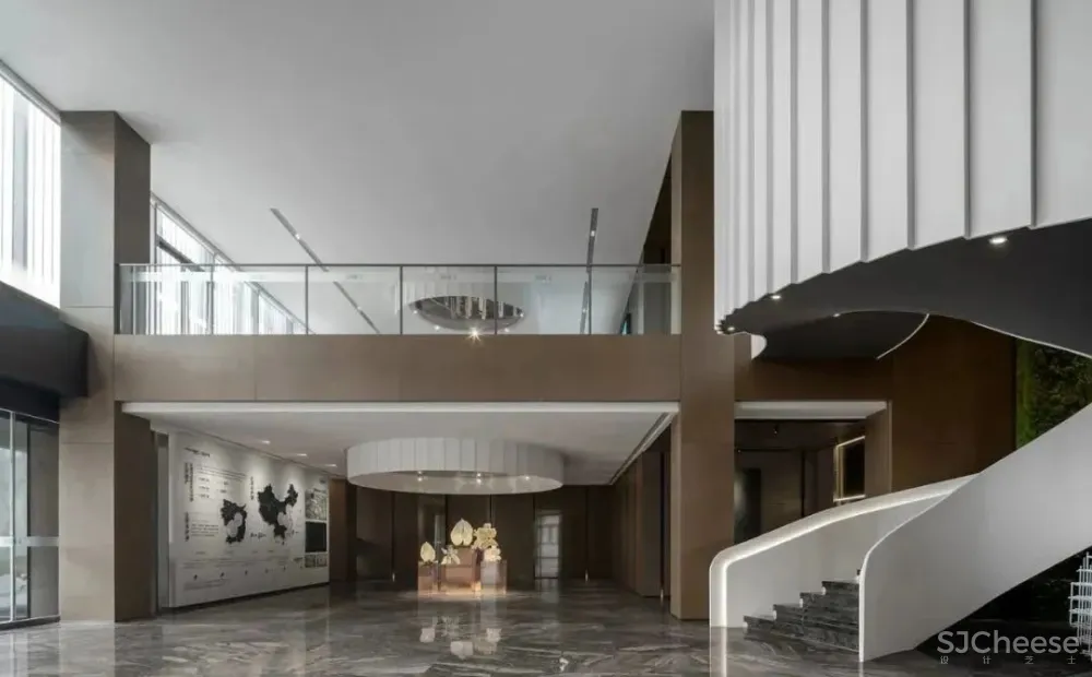 庄生晓梦 蝶舞中原 春山秋水