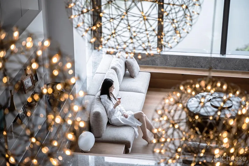 潘天云 600㎡ 奢华江景顶层复式,深邃于空,容纳万境!