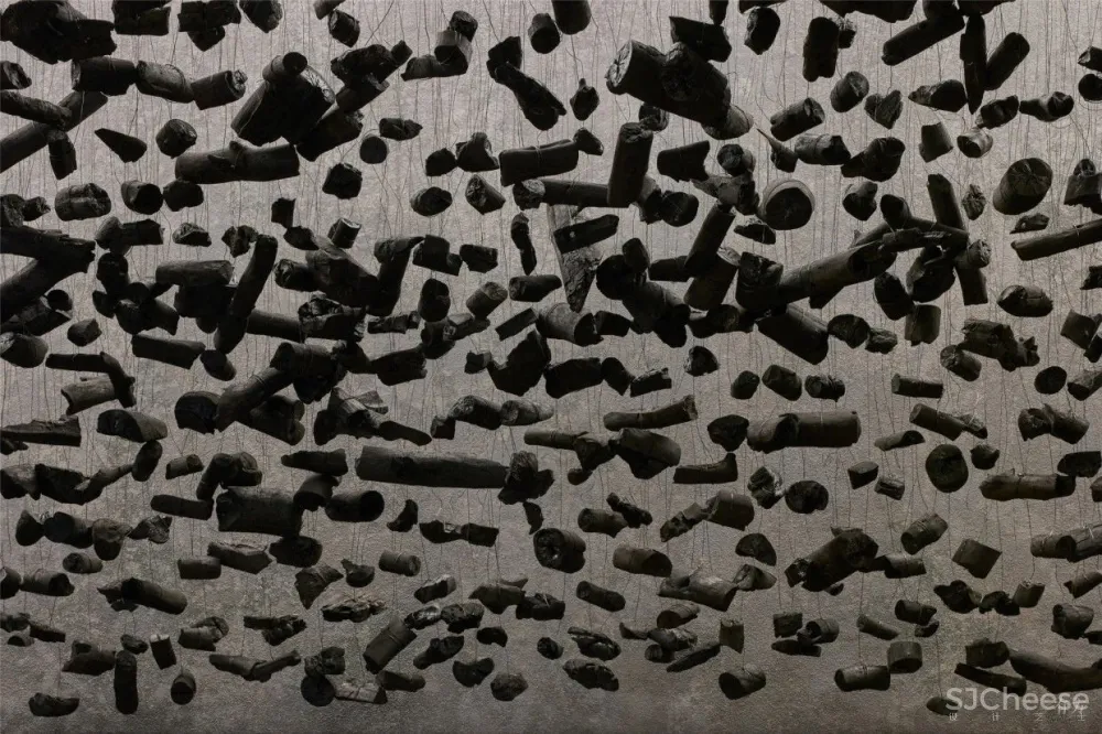 新作 布拉格Gran Fierro餐厅：将木炭融入粗野风格 Formafatal