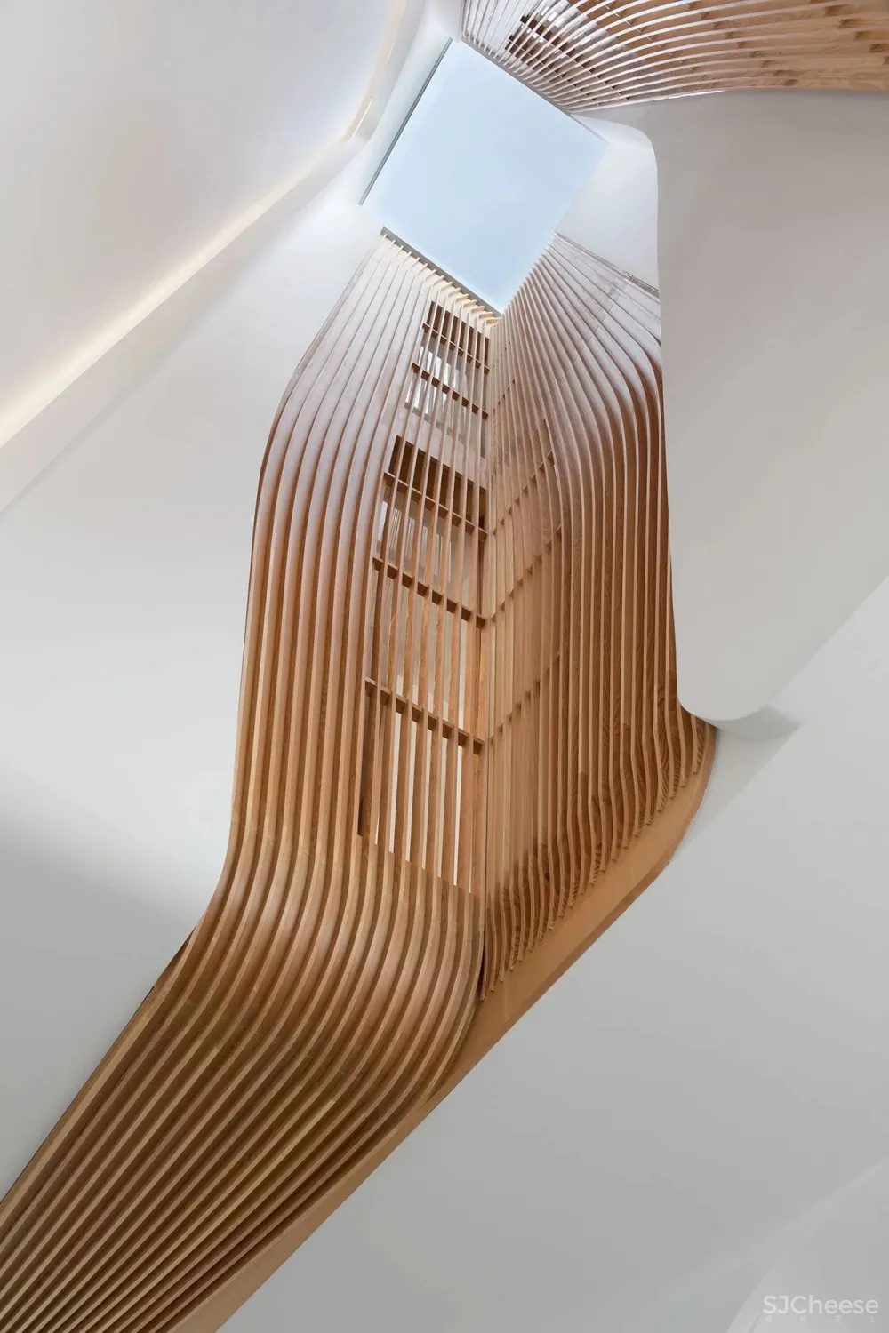 老房改造,简约设计+天窗,完美解决采光问题!