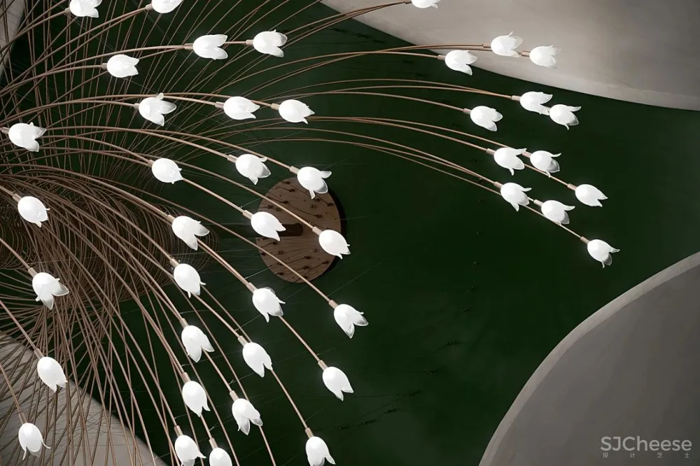 伍玛设计：翩然蝶羽，绽放生之美的灵动绝境！