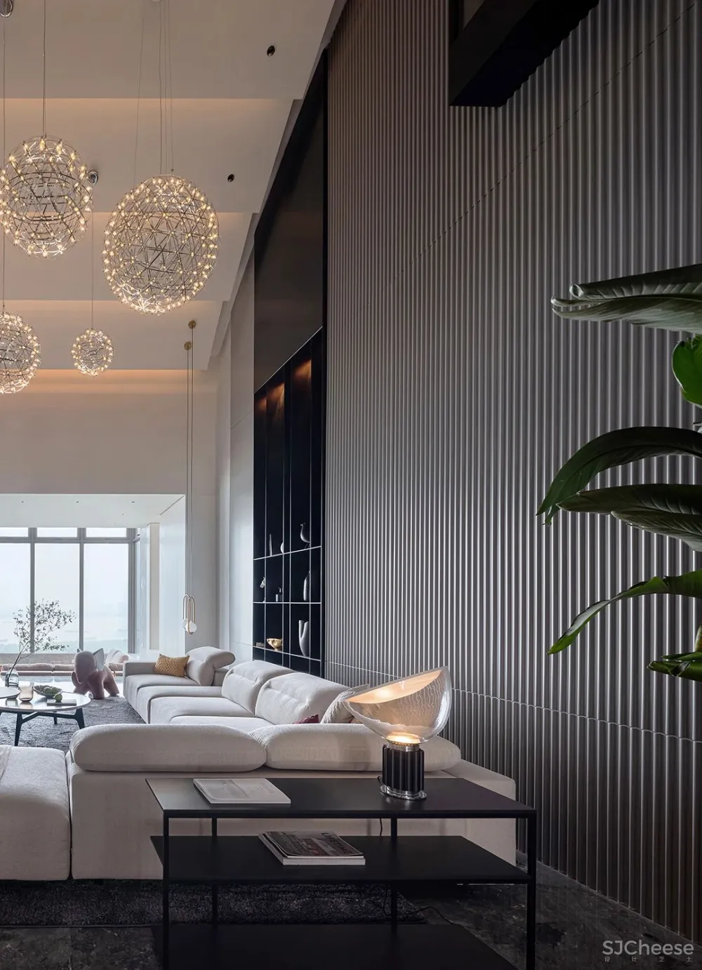 潘天云 600㎡ 奢华江景顶层复式,深邃于空,容纳万境!