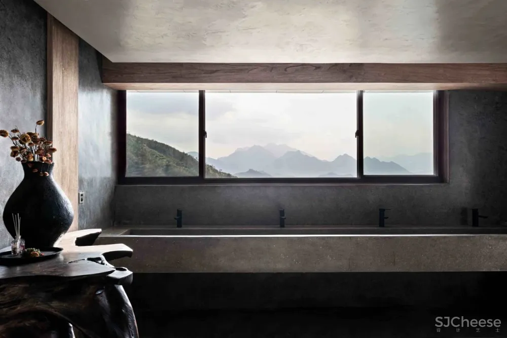 侘寂极简，融入自然的山顶咖啡馆丨慢珊瑚设计