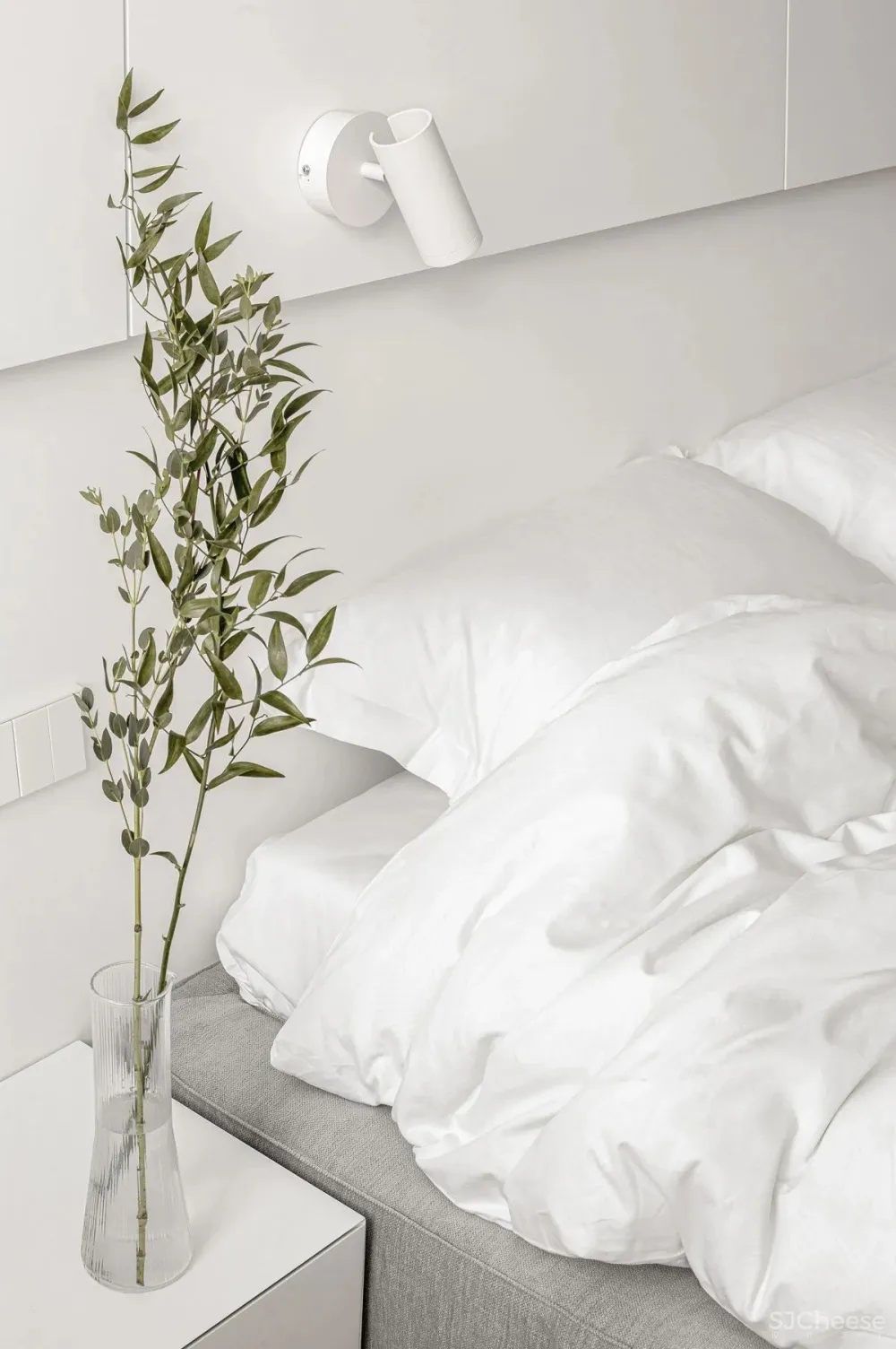 Kanstantsin Remez-极简主义和朴素美学